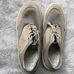 Sperrys